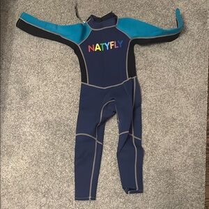Kids wetsuit size small